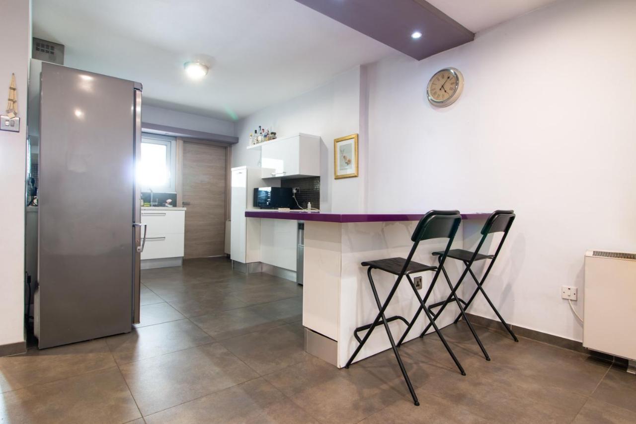 2-Bedroom Appartment In Center Nicosia Exterior photo